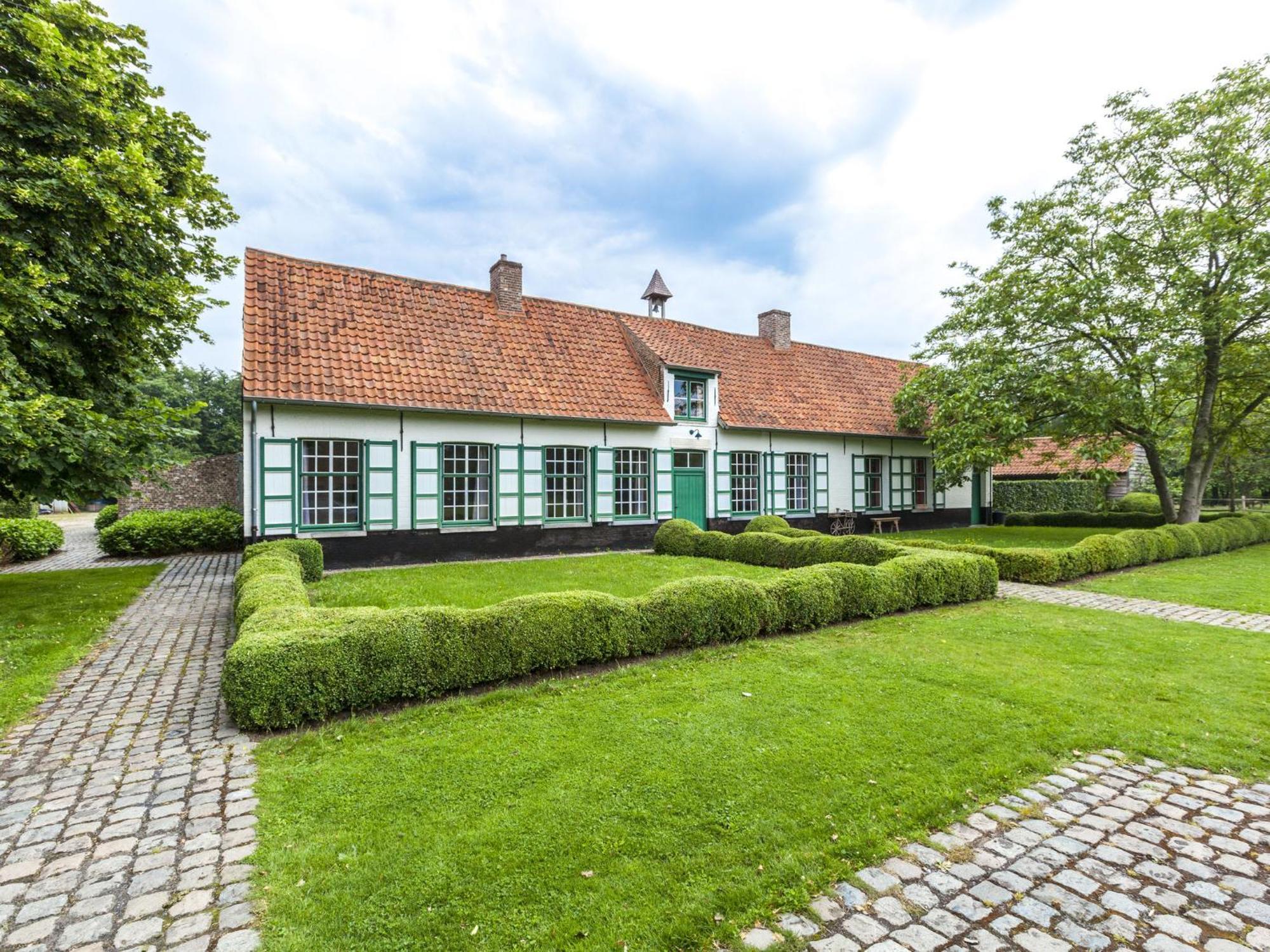 Beautiful Farmhouse In Beernem With Big Garden Extérieur photo